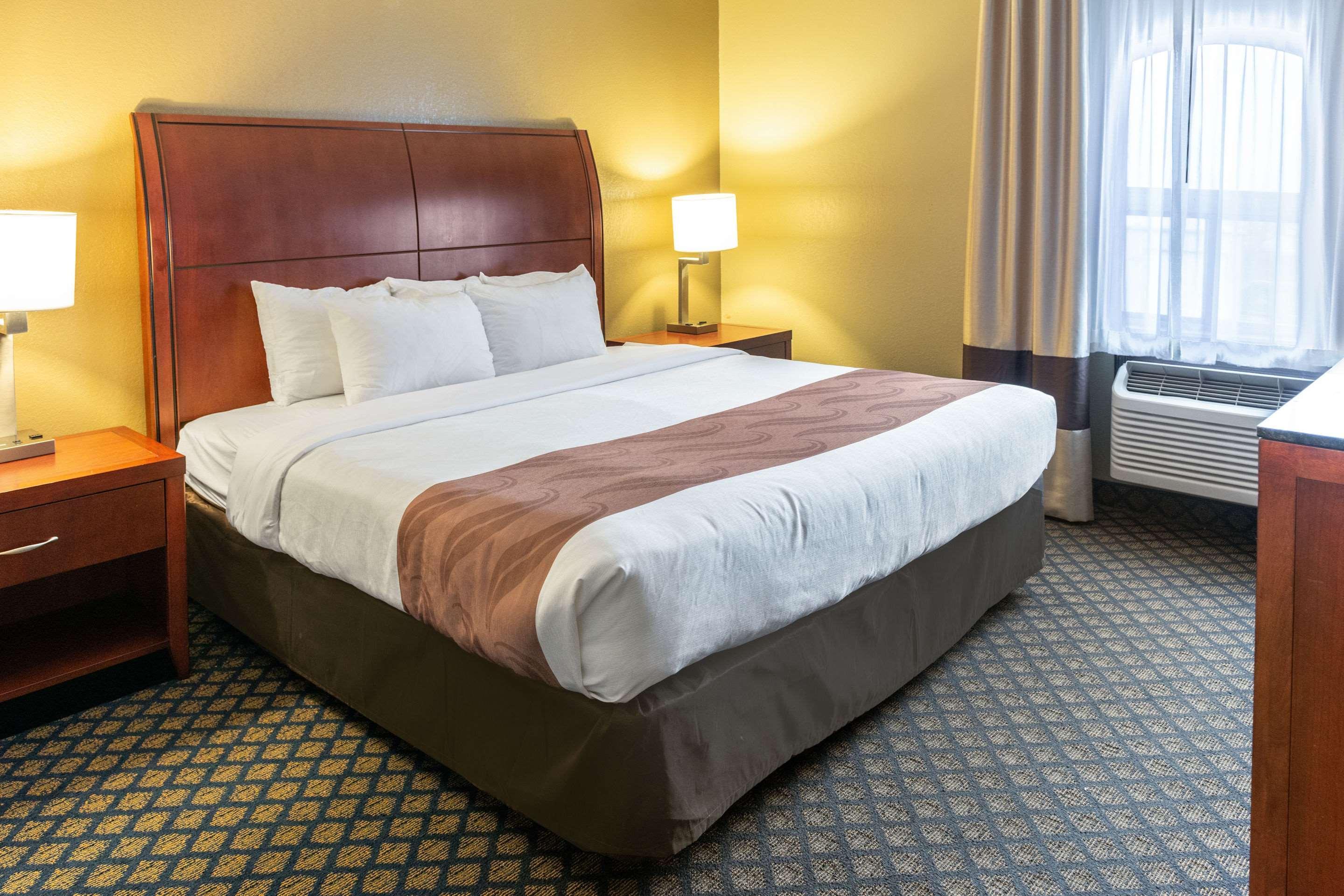 Quality Inn & Suites Seville Eksteriør bilde
