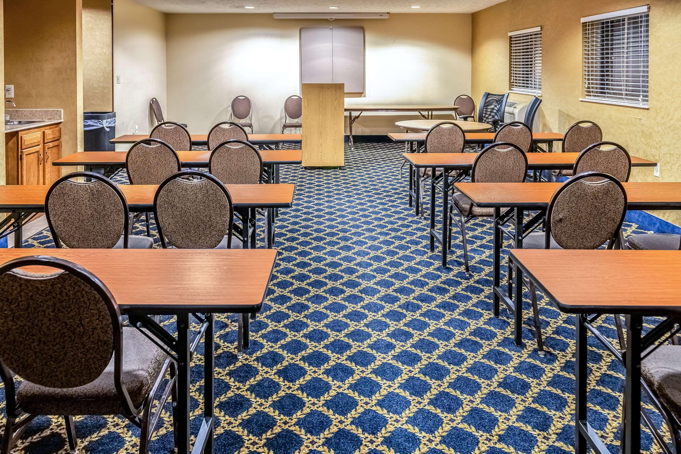 Quality Inn & Suites Seville Eksteriør bilde