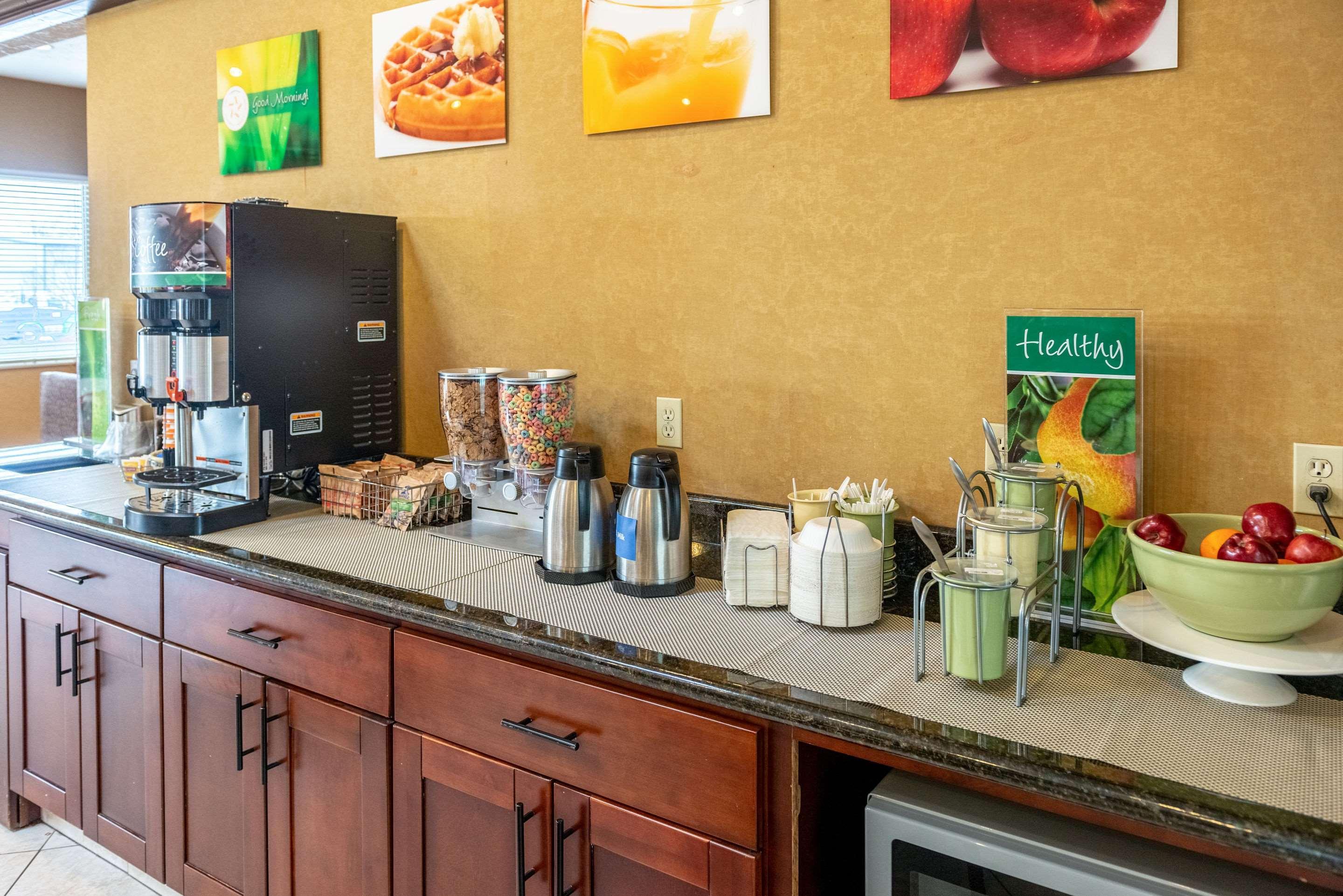 Quality Inn & Suites Seville Eksteriør bilde