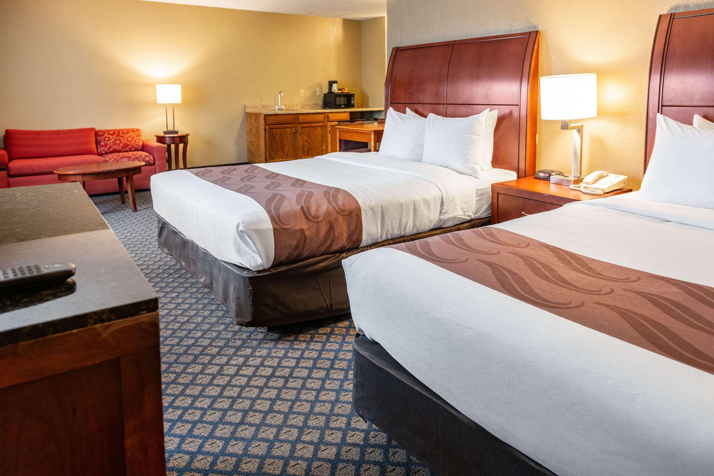 Quality Inn & Suites Seville Eksteriør bilde