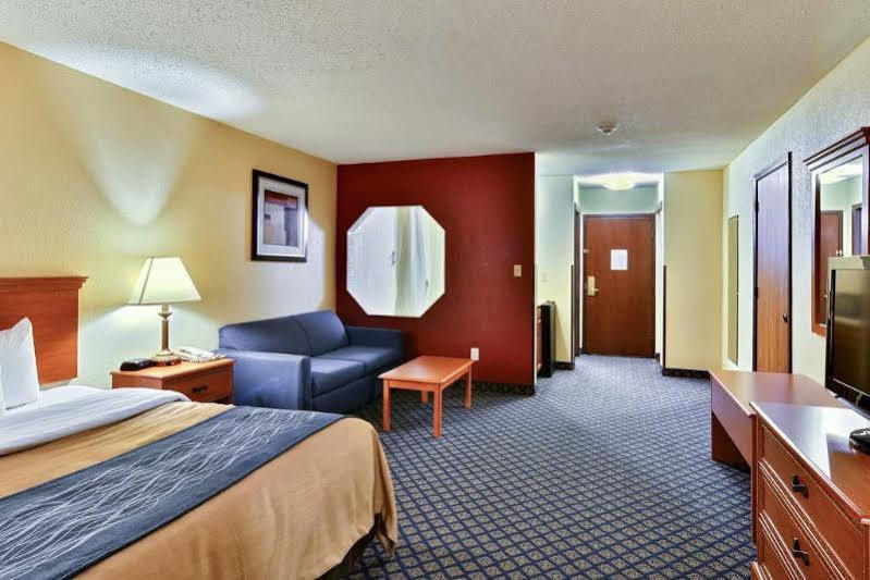 Quality Inn & Suites Seville Eksteriør bilde